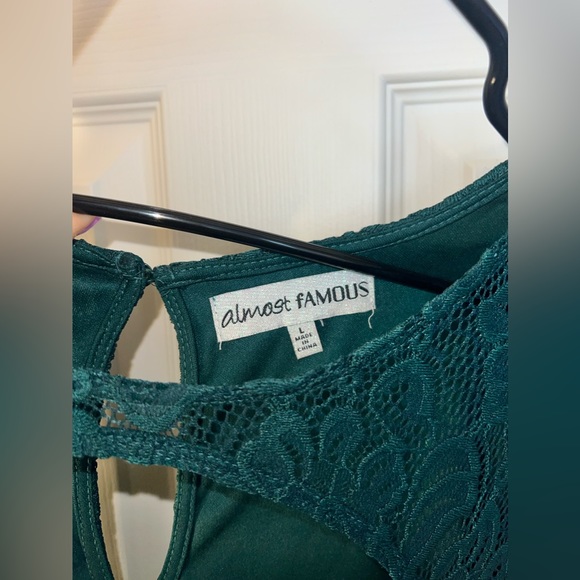 Green formal dress lace - Picture 3 of 3